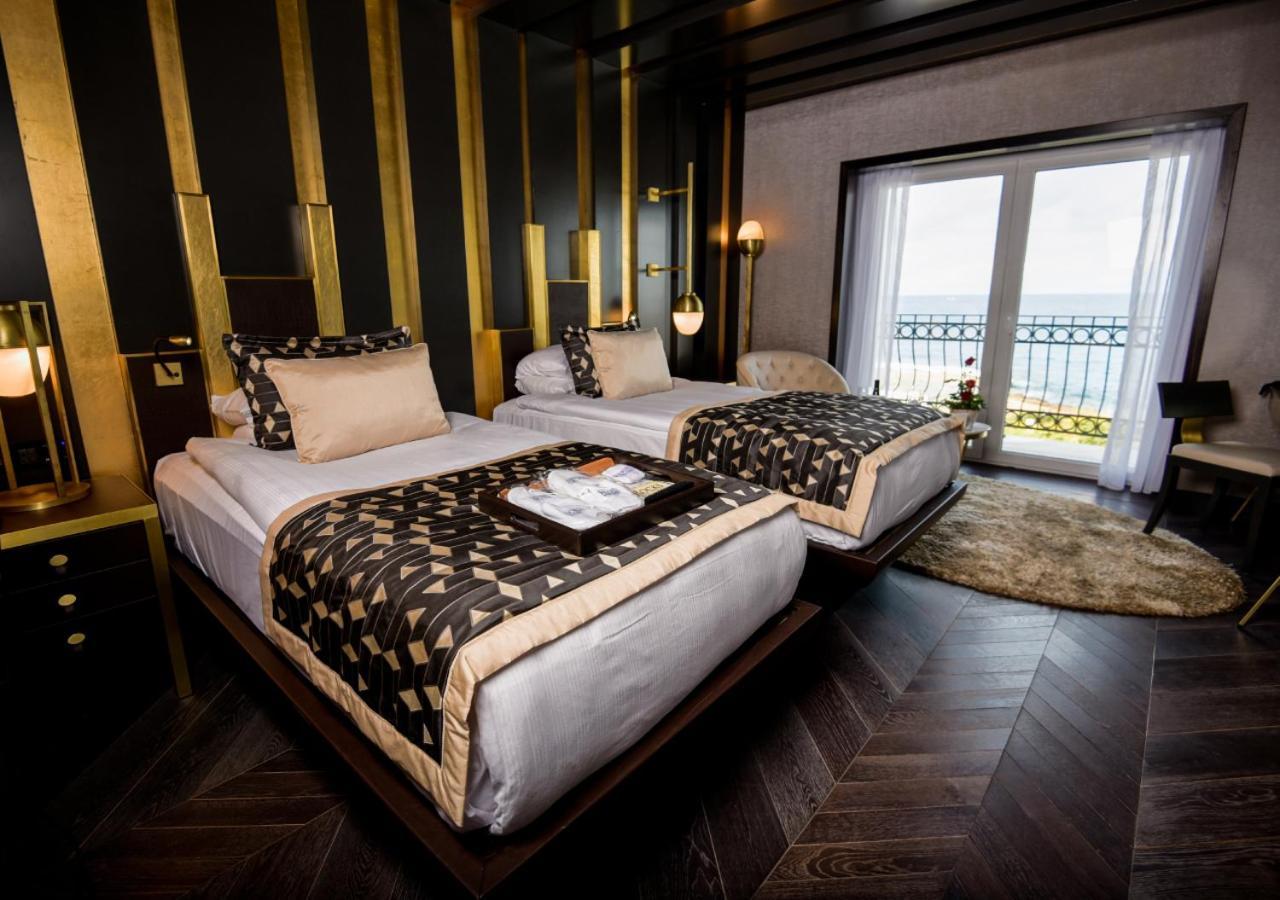 Rocks Hotel & Casino Kyrenia  Extérieur photo