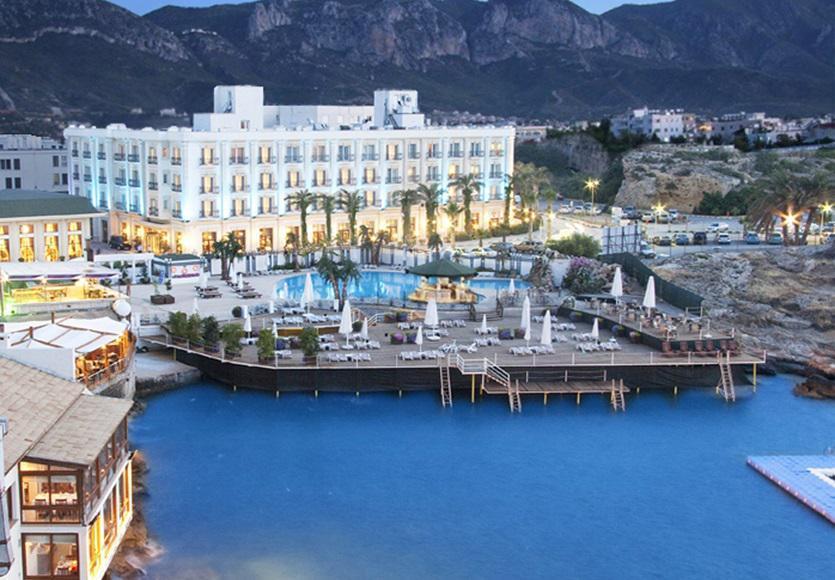 Rocks Hotel & Casino Kyrenia  Extérieur photo